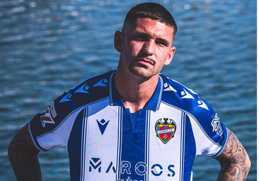 El Levante se inspira en el mar para su segunda equipación