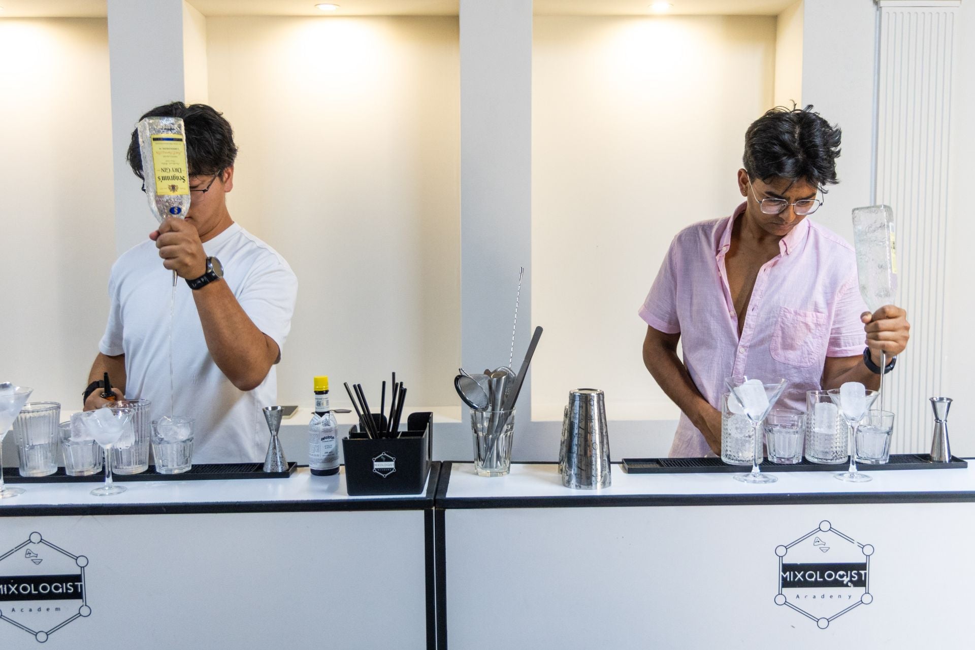 Escuela de cocteleros en Valencia