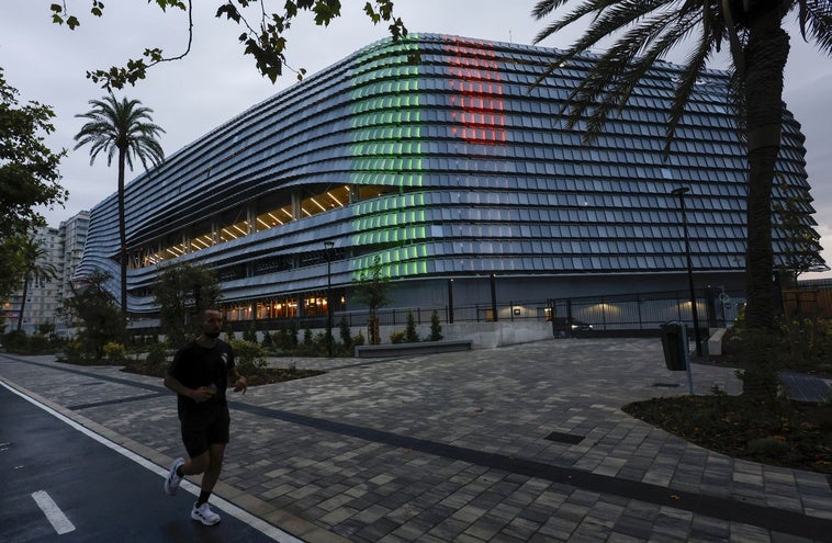 La piel del Roig Arena se viste de luces