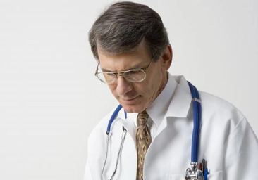 Expertos en salud desmienten la creencia de que realizar cinco comidas al día sea beneficioso