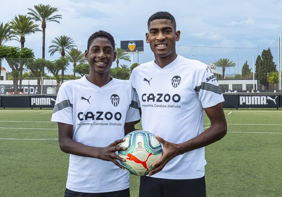 Yulian y Cristian Mosquera en el Valencia.