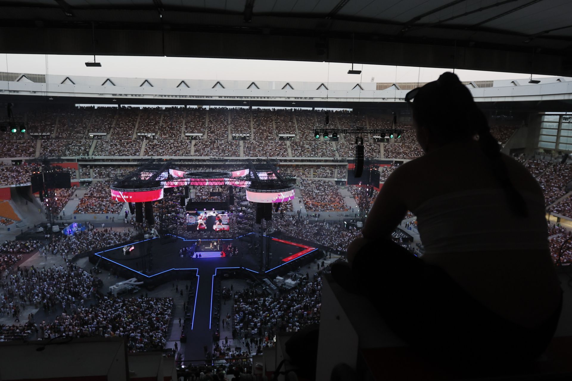 Fotos: Ibai Llanos conquista La Cartuja con La Velada del Año 5 y bate récords históricos en Twitch