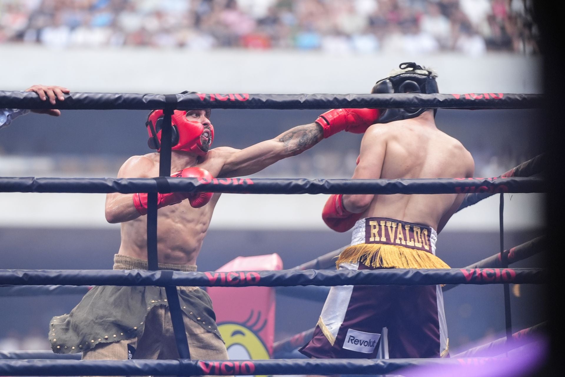 Fotos: Ibai Llanos conquista La Cartuja con La Velada del Año 5 y bate récords históricos en Twitch