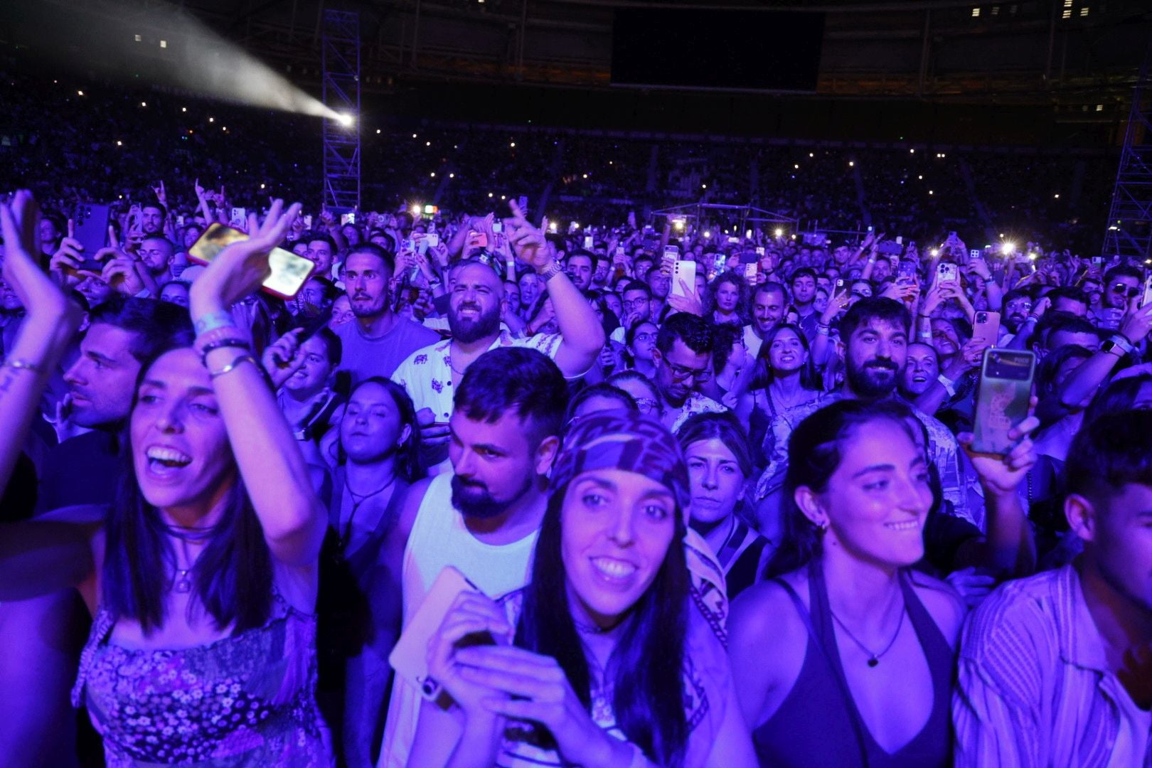 Fotos del concierto de Arde Bogotá en Valencia