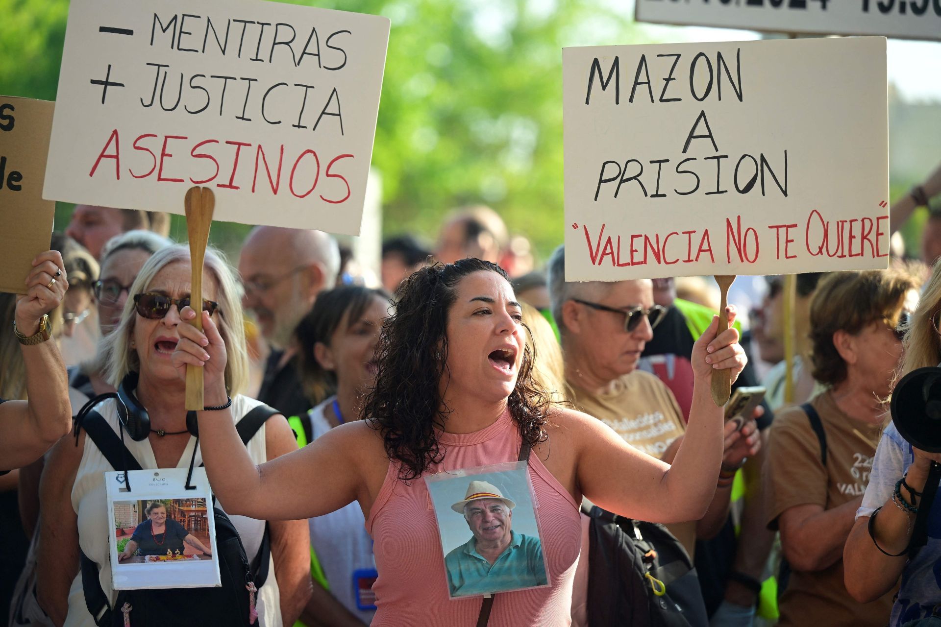 FOTOS | Novena manifestación contra Mazón por la gestión de la dana