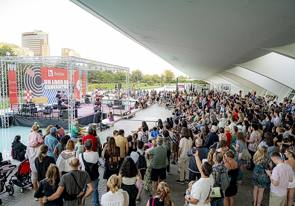 El ciclo 'Un lago de conciertos' de 2024.