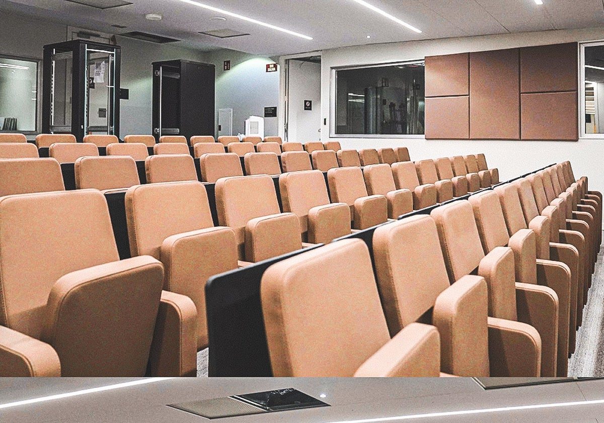 Imagen principal - Imágenes del Roig Arena