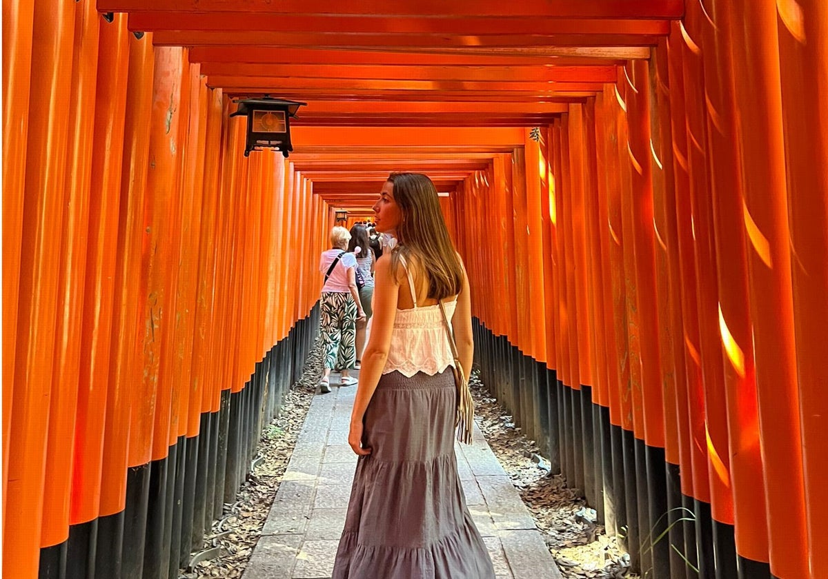 Inés, en Japón.