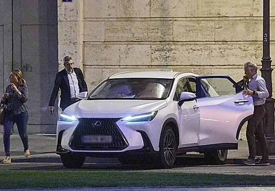 José María Ángel abandona la sede de la Delegación de Gobierno.