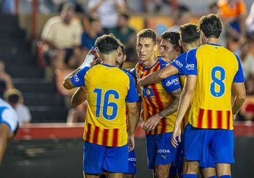 El Valencia aún no ha inscrito a sus tres fichajes en el listado oficial de la Liga
