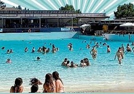 La única piscina municipal con olas de España está a sólo 30 minutos de Madrid