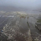 Olas llegando a la costa de Rusia tras el terremoto.