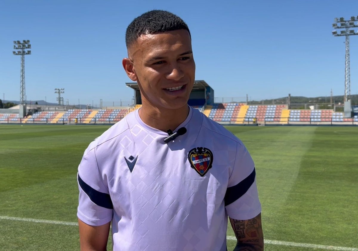 Kervin Arriaga, en la ciudad deportiva de Buñol.