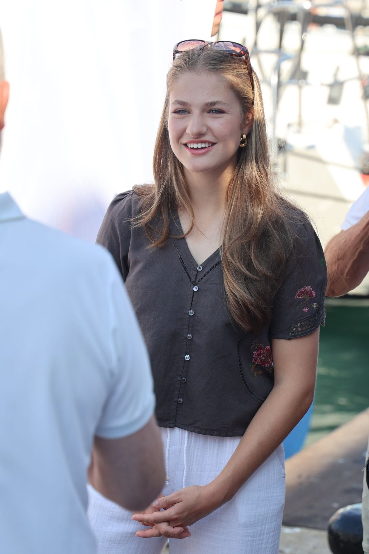 La princesa Leonor acompaña al rey Felipe VI al club náutico de Palma