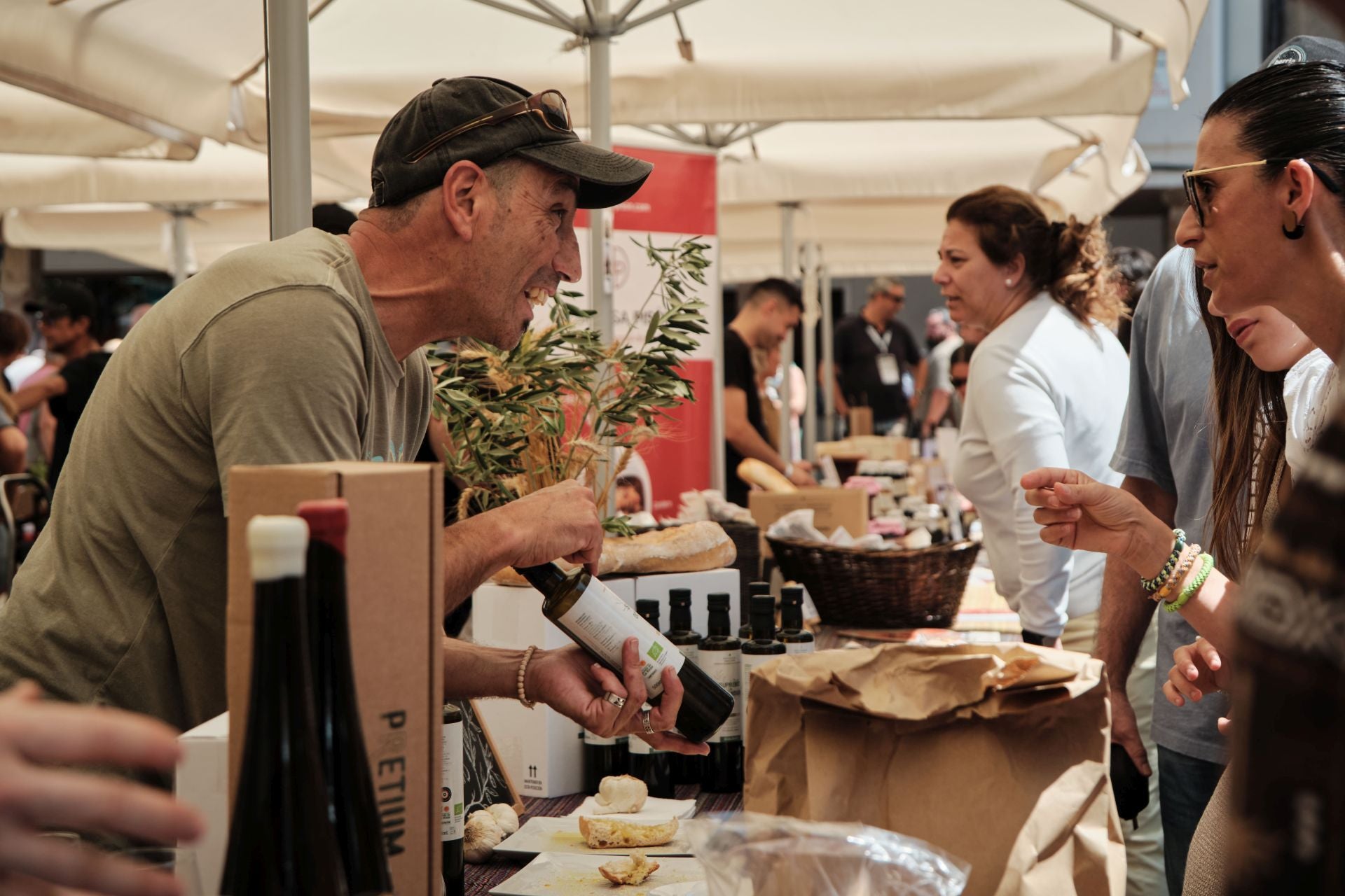 La paella más solidaria con la zona cero se cocina a 600 kilómetros de Valencia