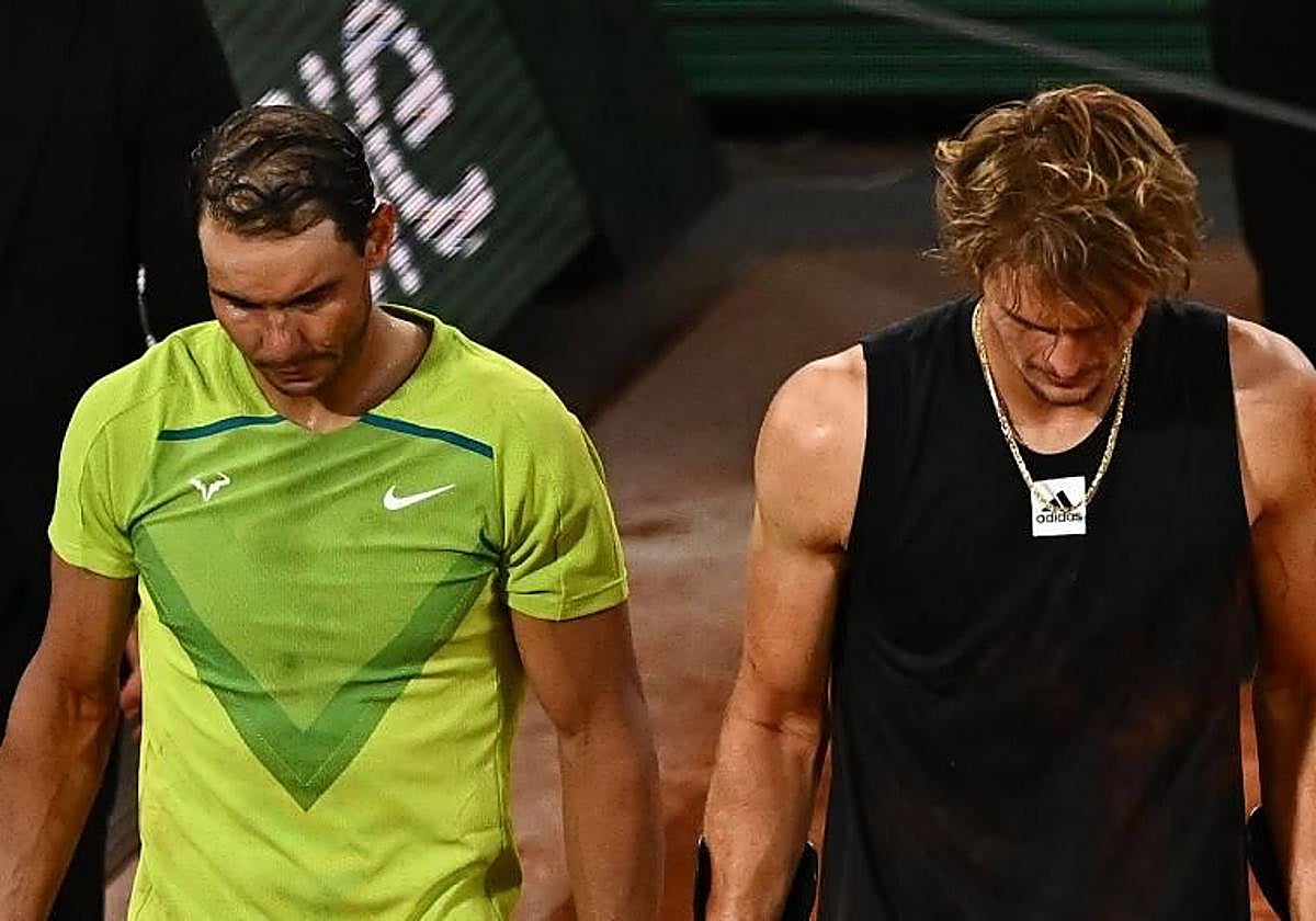 Nadal y Zverev en su enfrentamiento en Roland Garros en 2022.