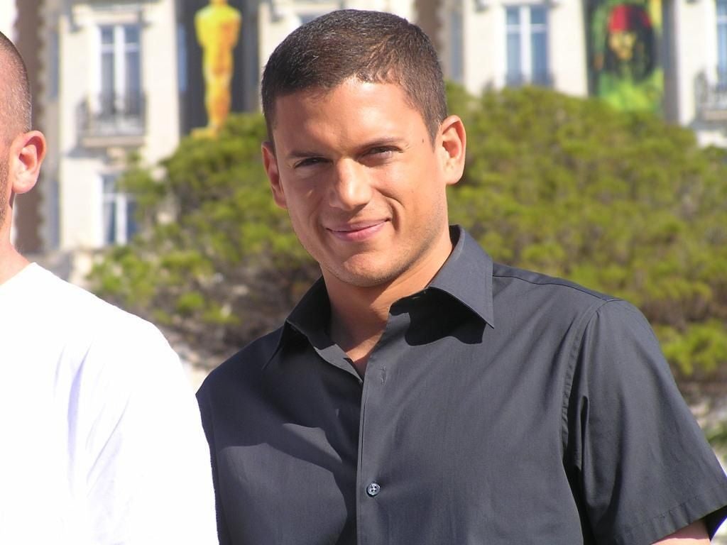 El actor Wentworth Miller en la calle