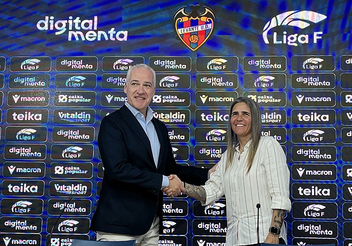 Emily Lima, presentada como nueva entrenadora del Levante.