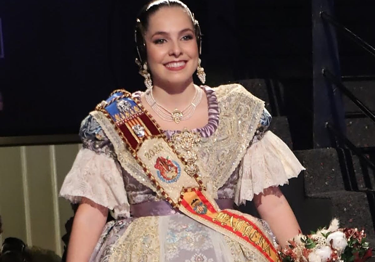 María Navarro, de la falla Náquera-Lauri Volpi.