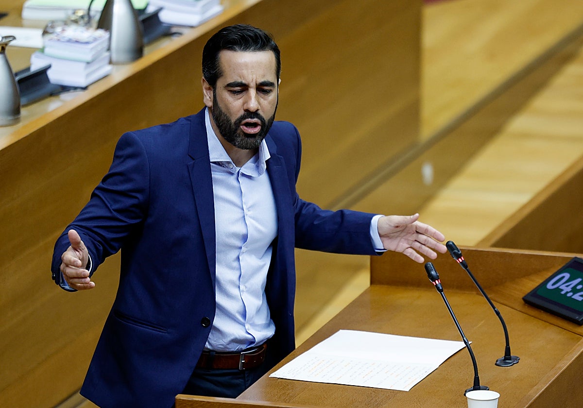 El portavoz parlamentario socialista, José Muñoz