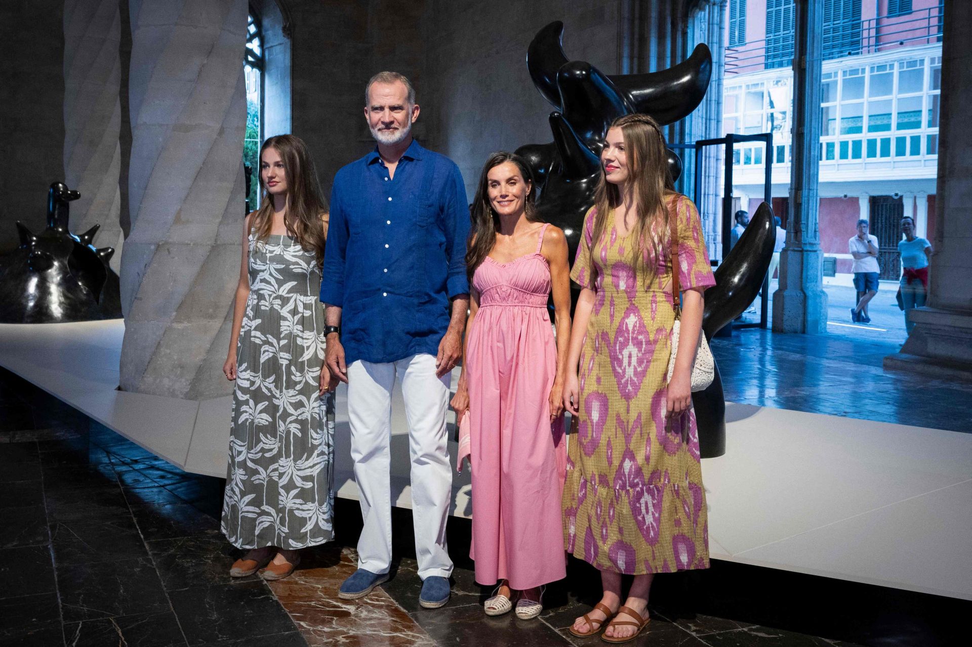 La reina Letizia deslumbra en su último día en Mallorca