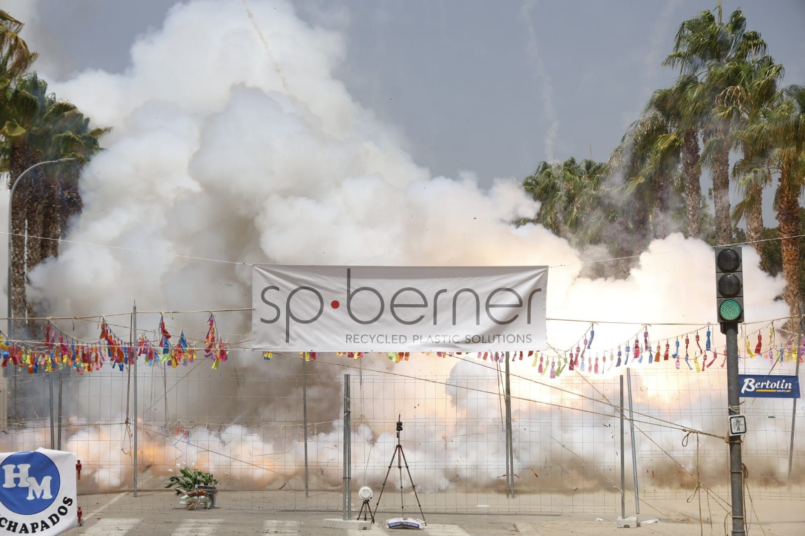 Así ha sido la mascletà más grande de la historia