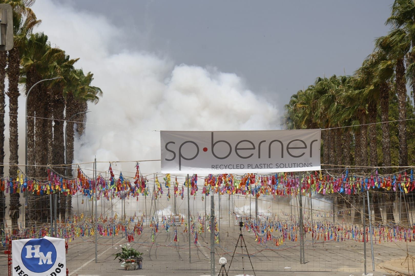 Así ha sido la mascletà más grande de la historia
