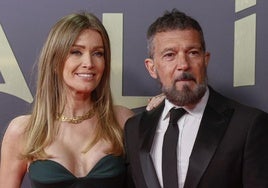 Antonio Banderas y Nicole Kimpel, en una fotografía de 2024.