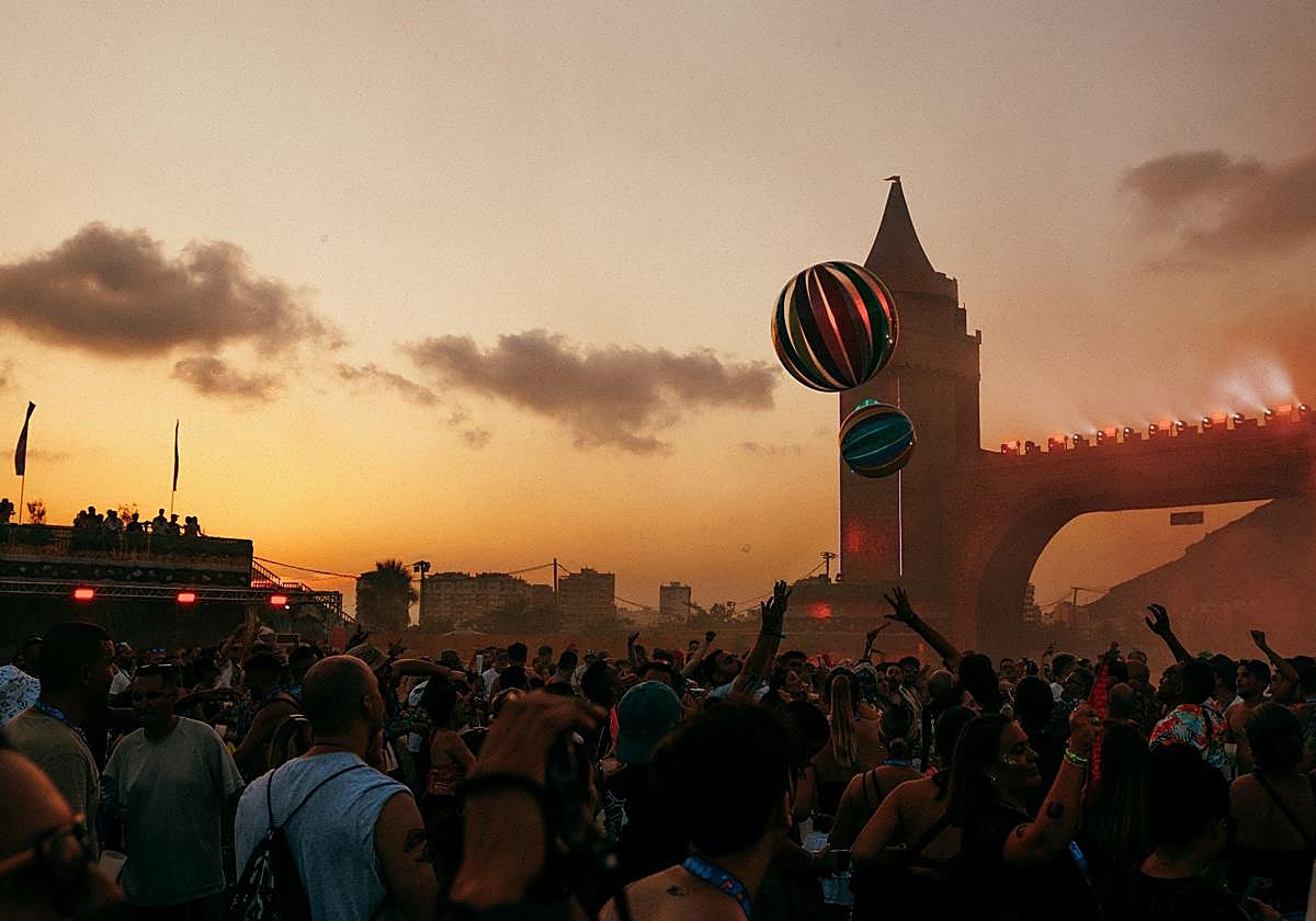 Medusa Festival 2025: Más de 56.000 personas disfrutan hasta la madrugada en Cullera