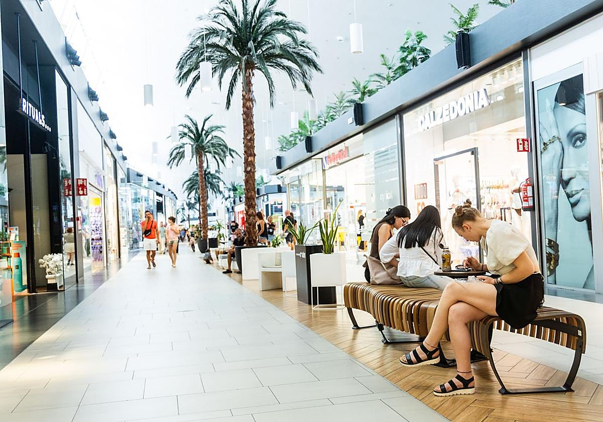 Varios comercios, en una imagen de archivo.