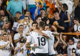 Luis Rioja celebra su gol ante el Torino en el Trofeu Taronja.