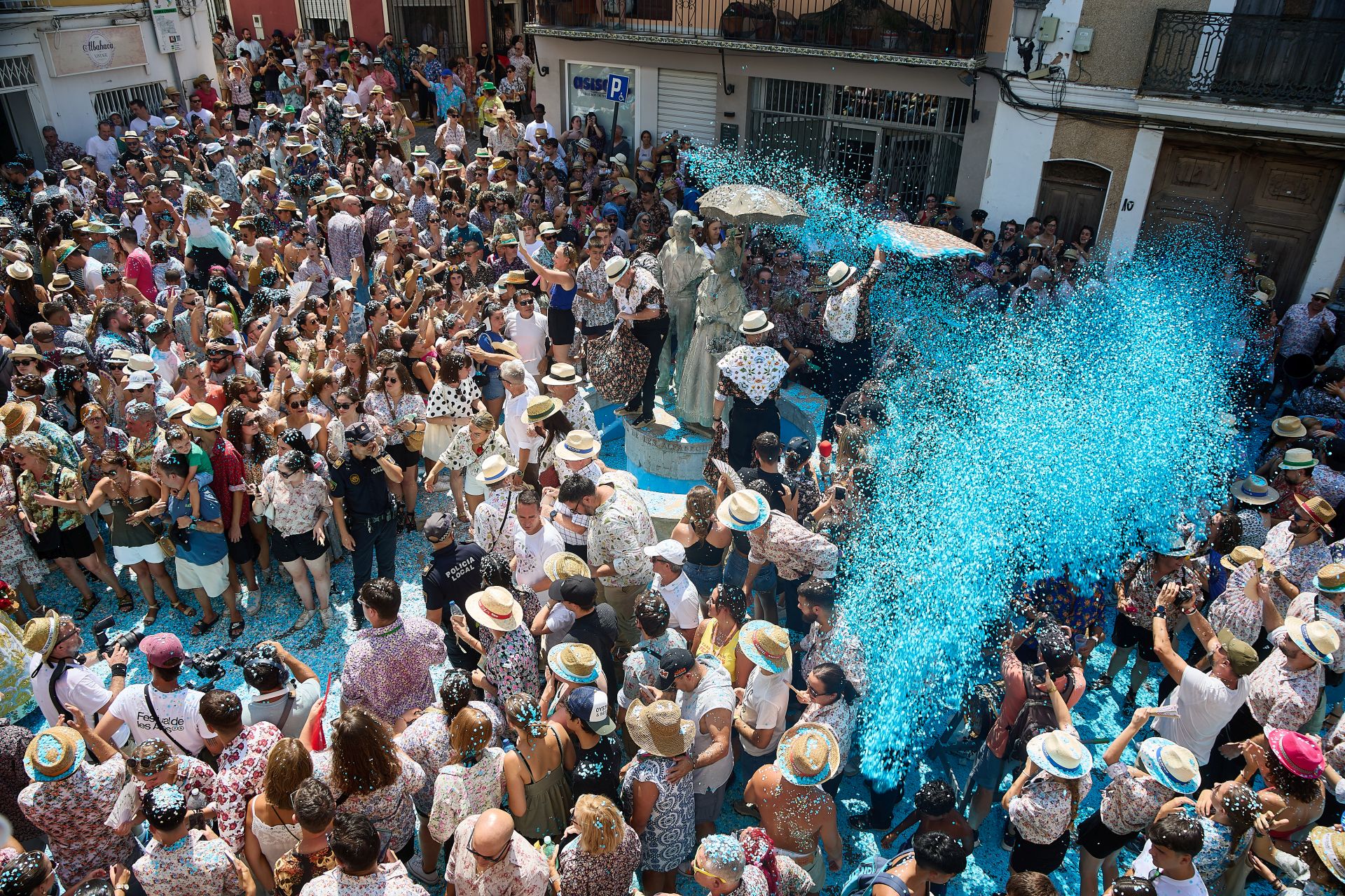 Color, calor, música y &#039;alfàbegues&#039; en Bétera