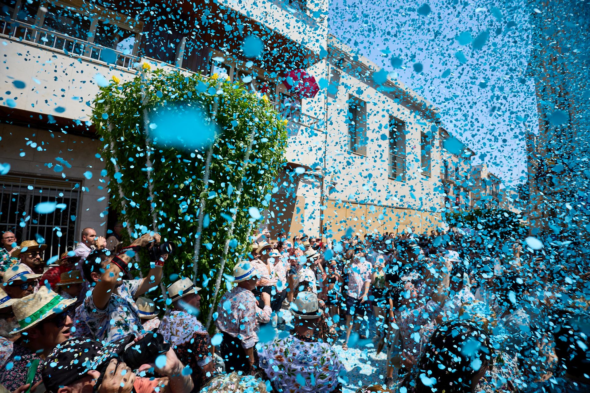 Color, calor, música y &#039;alfàbegues&#039; en Bétera