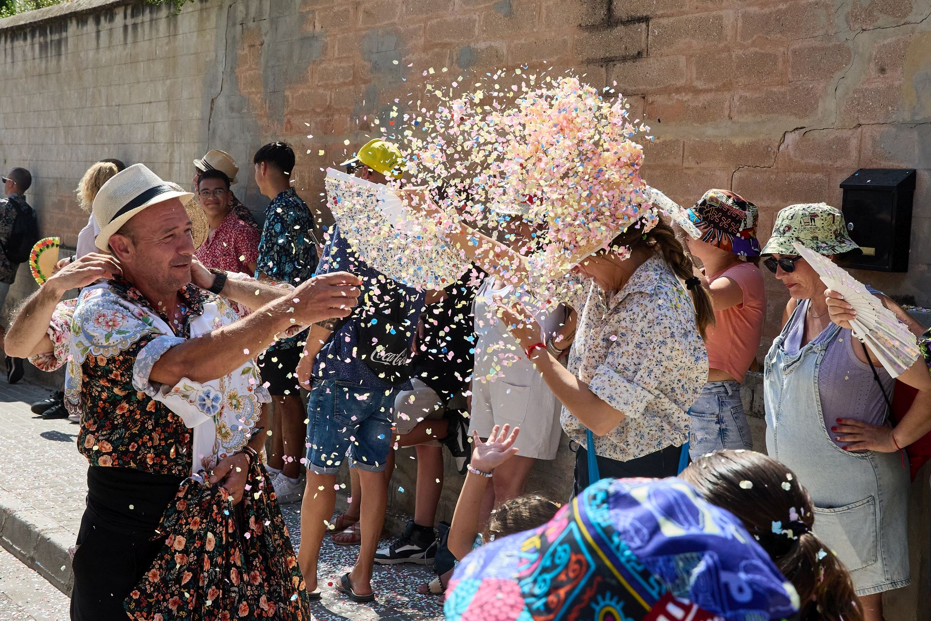 Color, calor, música y &#039;alfàbegues&#039; en Bétera