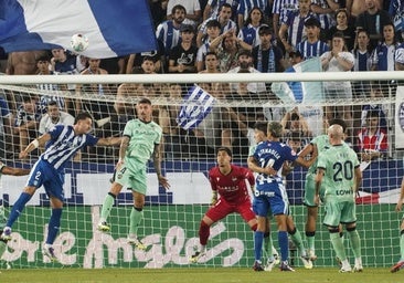 La portería del Levante sigue dejando dudas