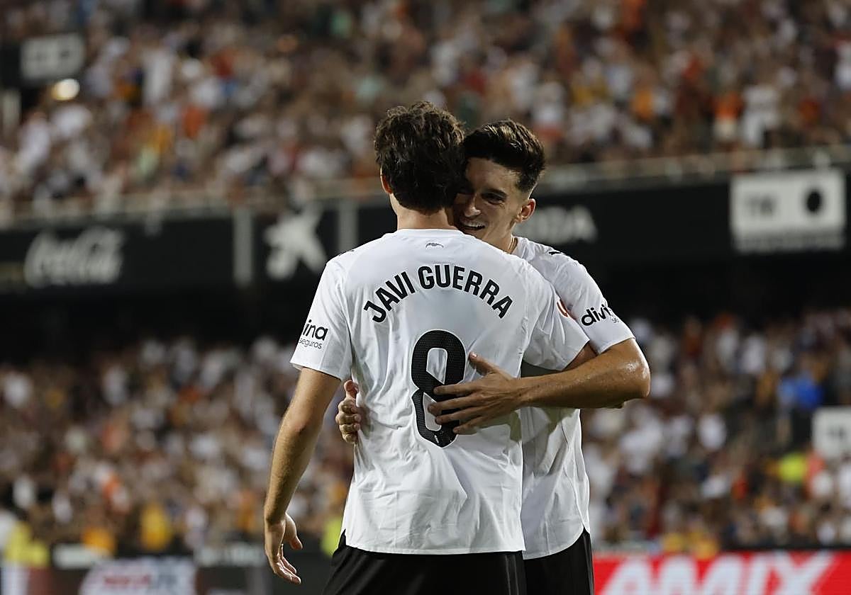 Guerra y Pepelu en el Trofeo Naranja.