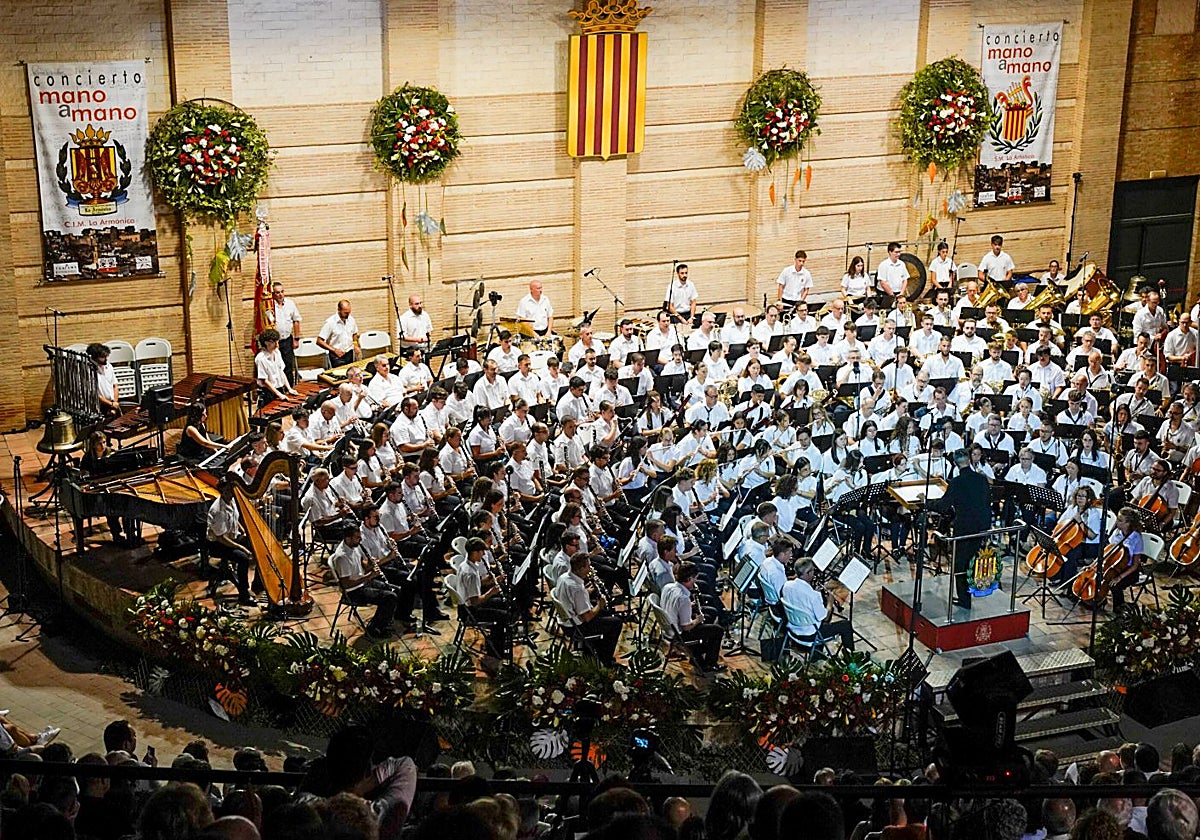 Un momento de la actuación de La Armónica.