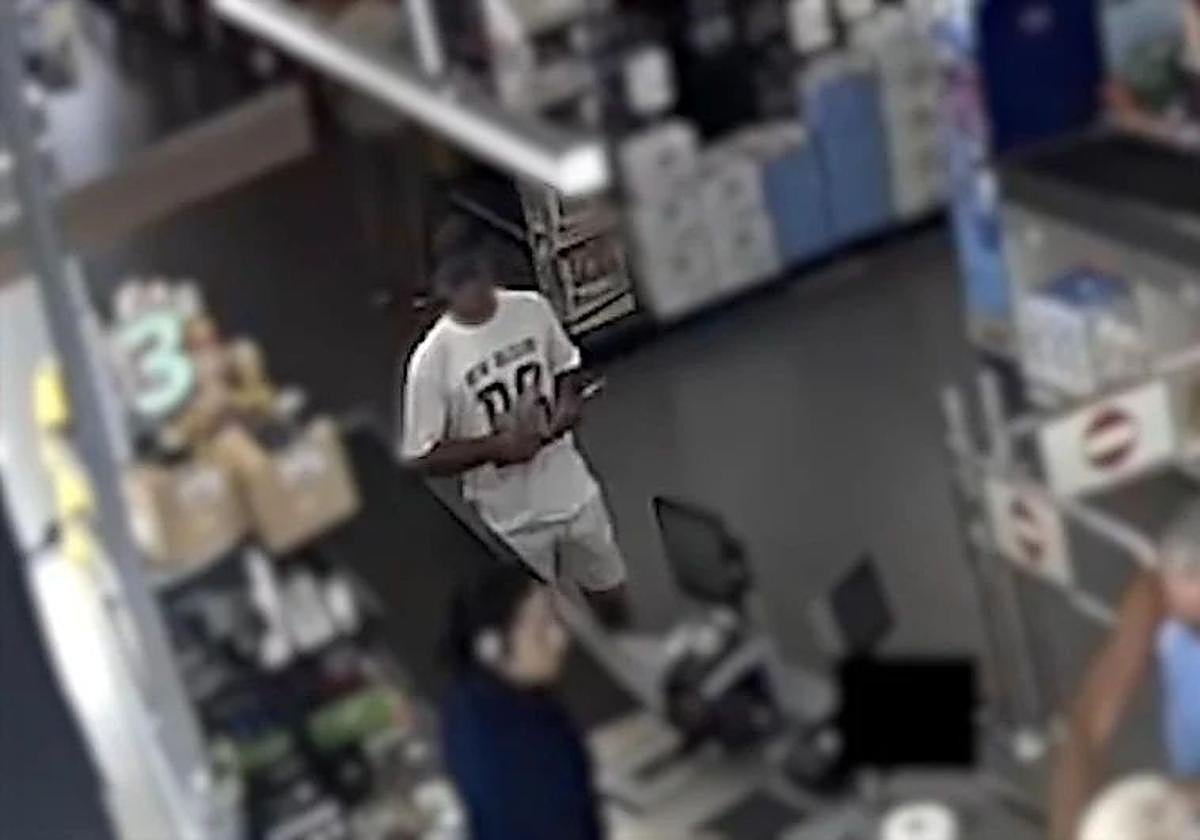 Imagenes de las cámaras del supermercado.