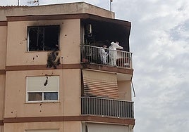 FOTOS | Explosión de gas en una vivienda de Benifaió