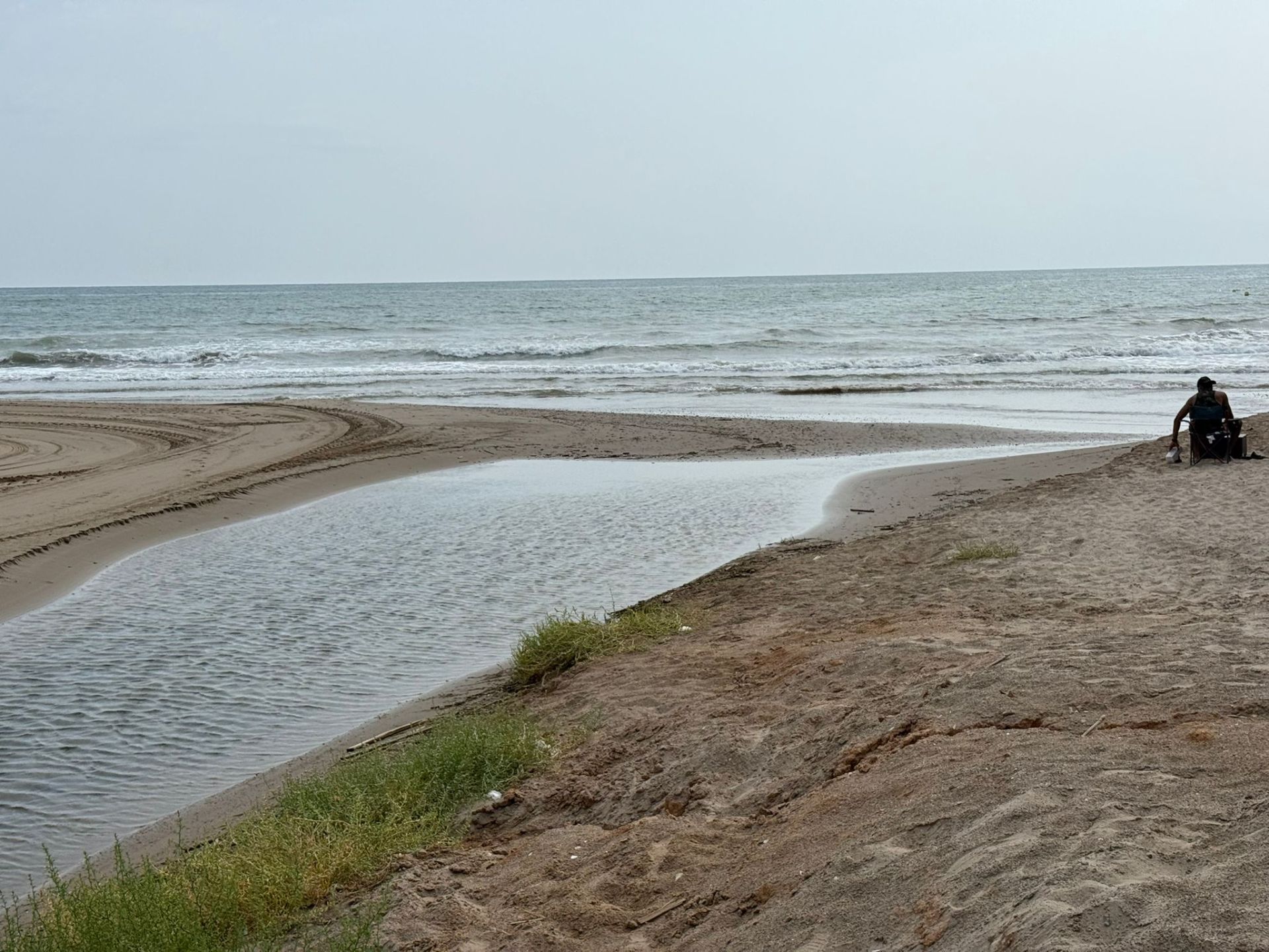 FOTOS | Cierran parte de la playa de Port Saplaya