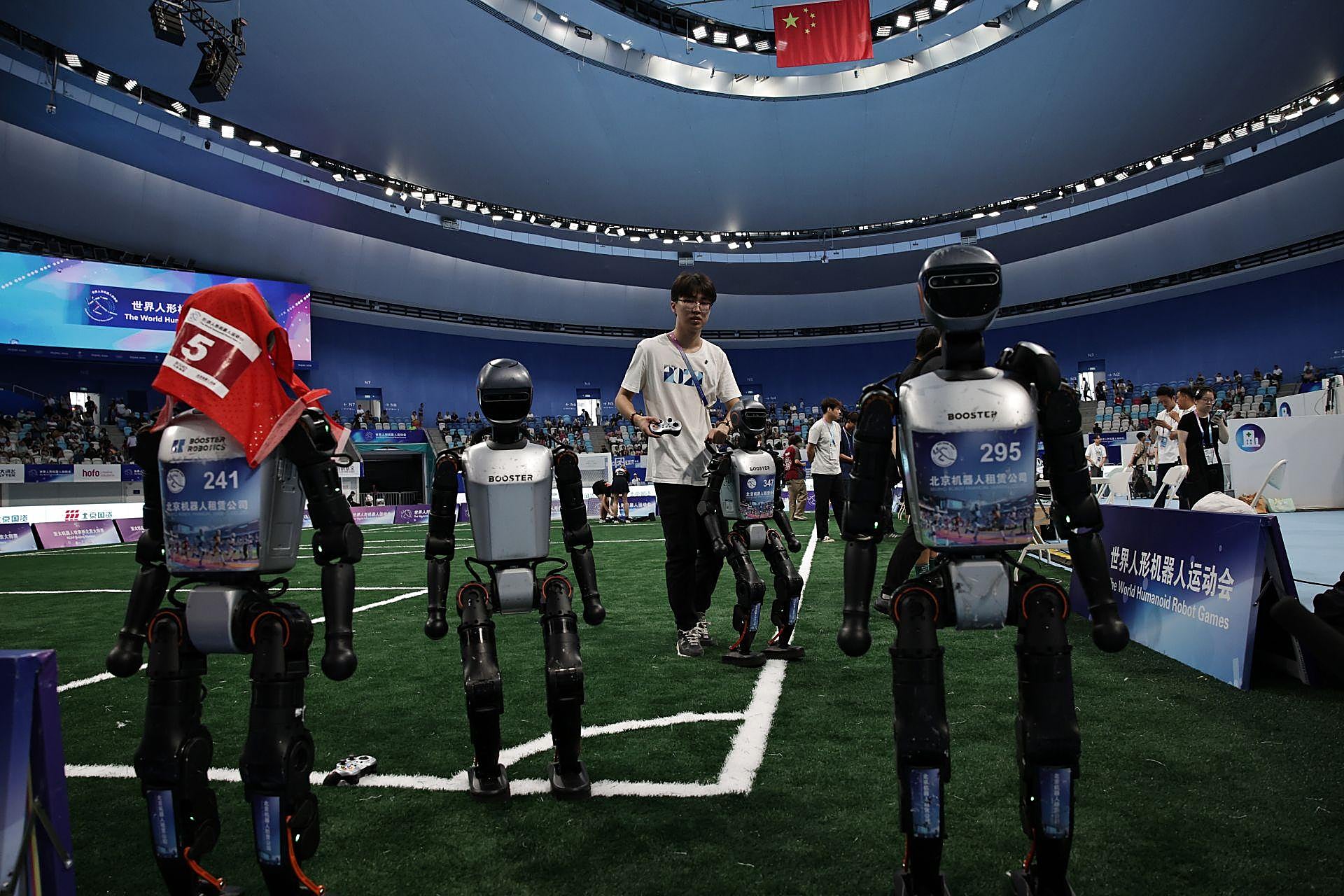 Celebración de las primeras Olimpiadas de robots en Pekín