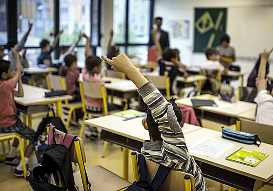 Una docente lleva 16 años de baja, pero se niega a hacer el examen médico que la empresa le pide