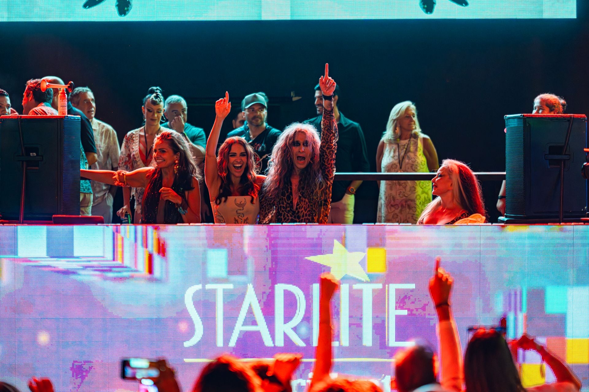 Fotos del concierto de Alaska (Fangoria) y Mario Vaquerizo (Nancys Rubias) en el Starlite de Marbella