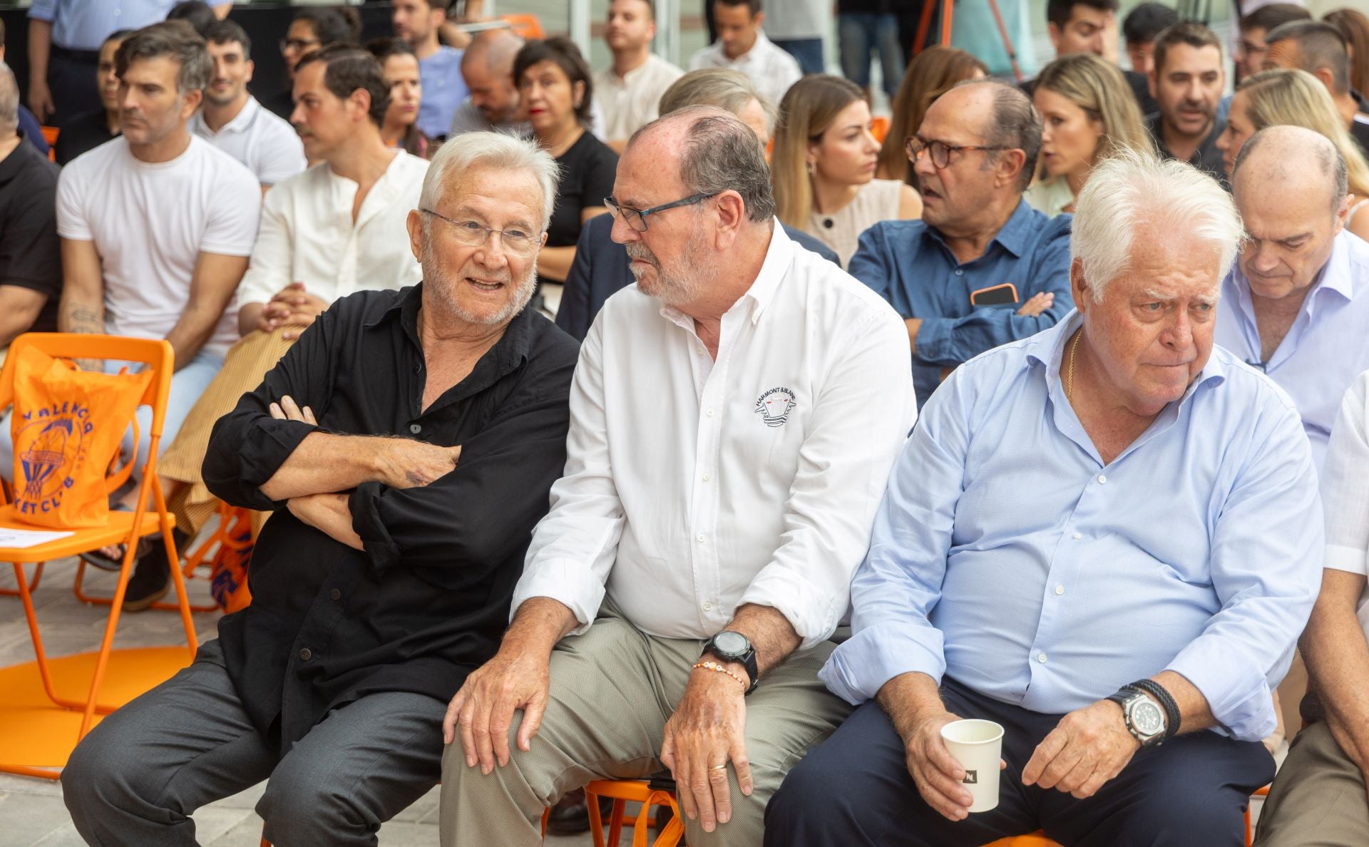 El Valencia Basket estrena nueva tienda en el Roig Arena