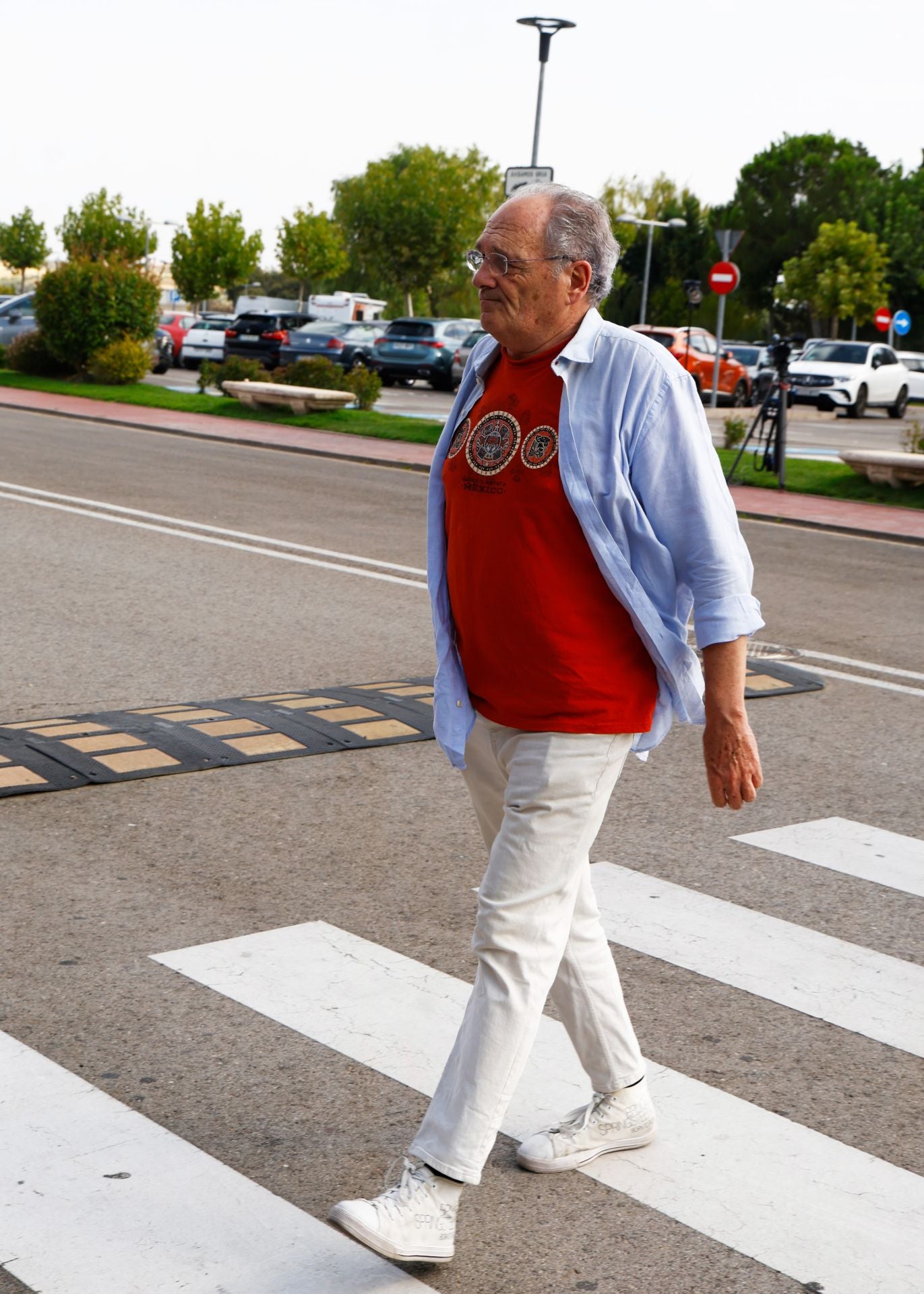FOTOS | Familiares y amigos dan el último adiós a Verónica Echegui en el tanatoio de La Paz