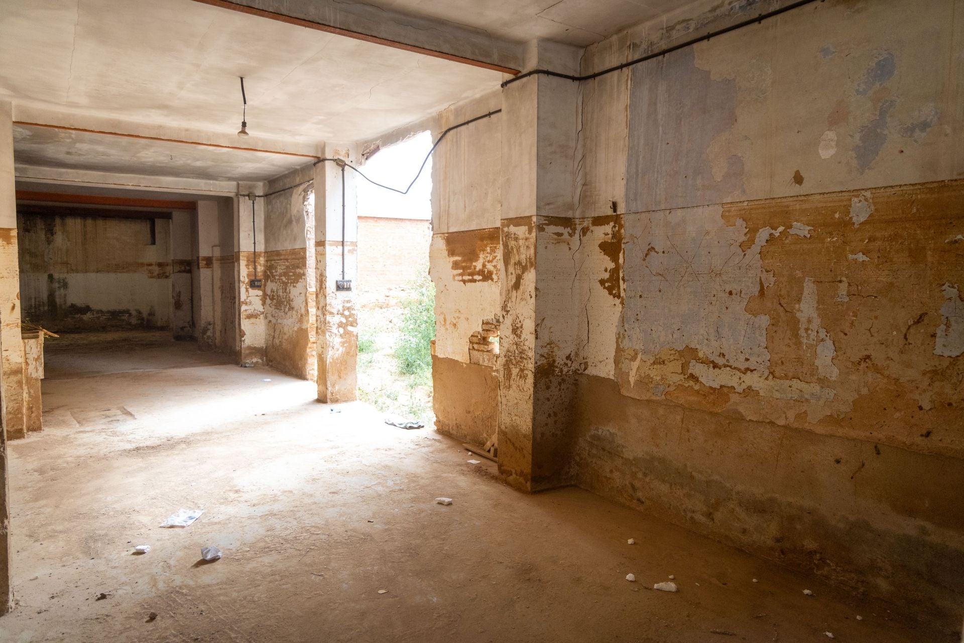 FOTOS | Las dos casas de Paiporta afectadas por la dana que han sido ocupadas