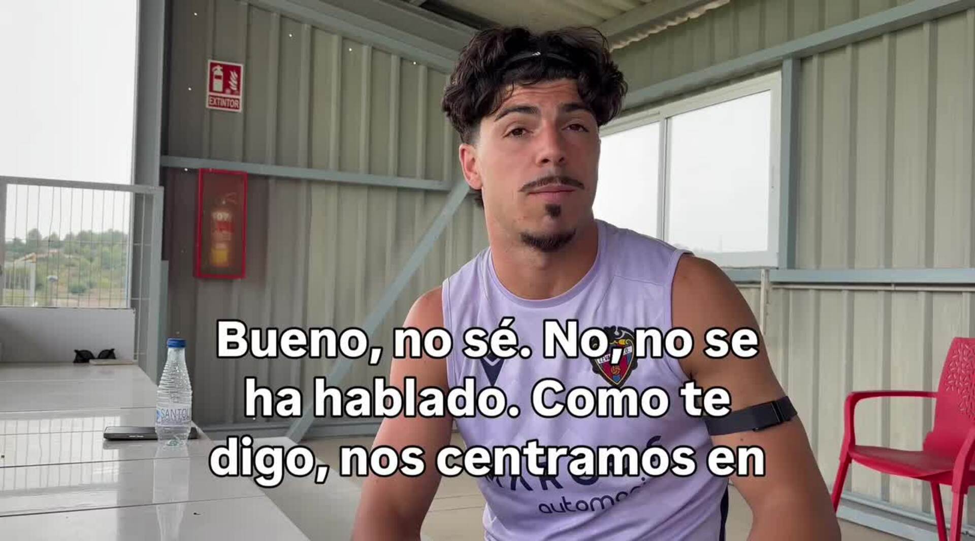 Pablo Campos no le teme a Mathew Ryan: «La competencia siempre es buena y le acogeremos como a uno más»