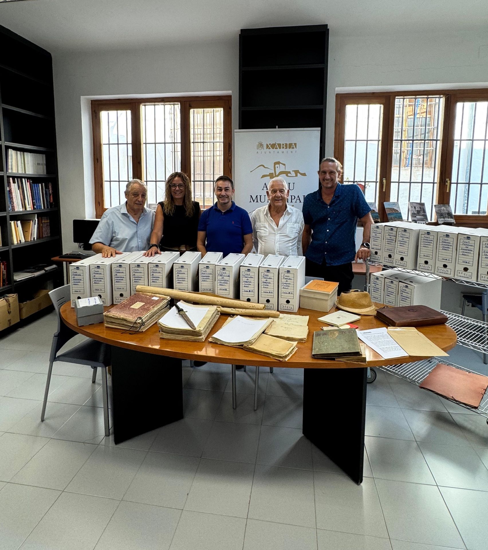 El material donado al Archivo Municipal de Xàbia.