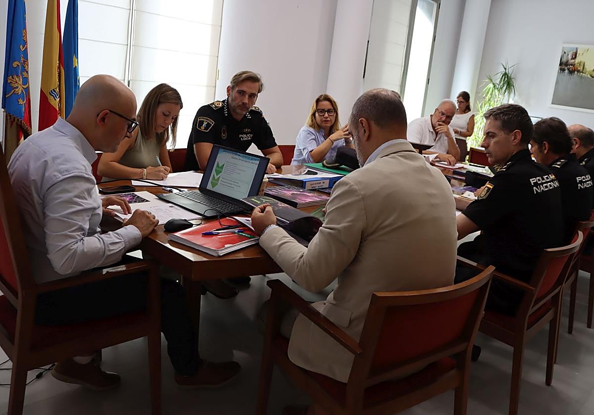 Reunión de la junta de seguridad en Alaquàs.