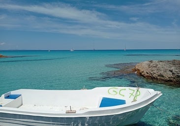 Condenado a tres años de prisión el patrón de una patera interceptada en aguas de Alicante